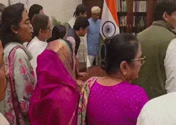 કોંગ્રેસ સાંસદોએ સ્પીકરને અપશબ્દો કહ્યા…’, કિરેન રિજિજુએ નવો VIDEO જાહેર કર્યો; પ્રિયંકા ગાંધીએ આપ…