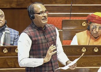 ડેરી અને પોલ્ટ્રી જેવા સંવેદનશીલ ક્ષેત્રો માટે બજાર નથી ખોલાયું’, ભારત-અમેરિકા ટ્રેડ ડીલ પર કૃષિ મંત…