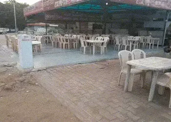 બાકી ભાડા પેટે આપેલા ચેક બાઉન્સ થતાં વધુ બે દુકાનને તંત્રે સીલ માર્યાં | Authorities seal two more s…