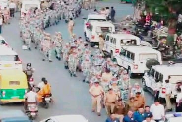 શિવજી કી સવારીના રૃટ પર સશસ્ત્ર પોલીસની ફૂટ માર્ચઃશનિવારે પણ બંદોબસ્તનું રિહર્સલ કરાશે | Foot patrol…