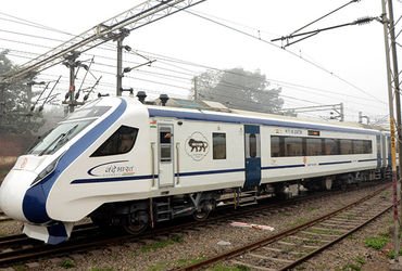 ફરવા માટે ગુજરાતીઓના ફેવરિટ ડેસ્ટિનેશન સુધી નવી વંદે ભારત ટ્રેન દોડશે! જાણો ટાઈમ અને રૂટ | new udaip…