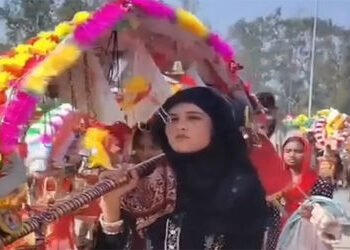 બુર્ખો પહેરી હરિદ્વારથી કાવડ લઈ આવી સંભલની શિવભક્ત મુસ્લિમ મહિલા તમન્ના | Tamanna a Muslim woman fro…