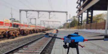 પશ્વિમ રેલવેમાં પ્રથમવાર હવે ડ્રોન આધારિત લાઈવ -લાઈન ઓ.એચ.ઈ. મોનિટરિંગ કરાશે | For the first time dr…