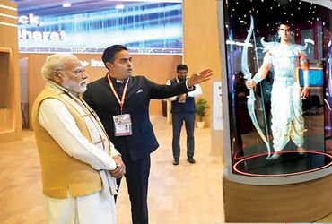 AI આધારિત વિવિધ મોડલનું નિરીક્ષણ કરતા પીએમ નરેન્દ્ર મોદી | PM Narendra Modi inspecting various AI ba…