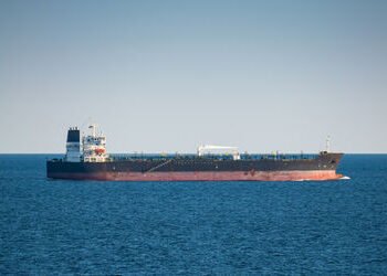 કોણ છે ઓઈલ માફિયા? ભારતે મધદરિયે ઓપરેશન ચલાવી જપ્ત કરેલા જહાજો મુદ્દે ઈરાનનું મોટું નિવેદન | India S…