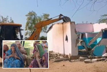 પાલનપુરના પેડાગડામાં તંત્રનું બુલડોઝર ફર્યું, અનેક પરિવારો ઘરવિહોણા, કલેક્ટર કચેરીએ મહિલાઓનો આક્રંદ …