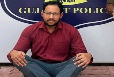 સમતા વિસ્તારમાં ટુવ્હીલરોને અડફેટમાં લેનાર કારચાલક પકડાયો | car driver caught whi hit five two wheel…