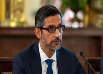 ગૂગલ ભારતમાં 1.1 કરોડ વિદ્યાર્થીઓને રોબોટિક્સ અને કોડિંગ શીખવાડશે : પિચાઈ | Google to teach robotics…