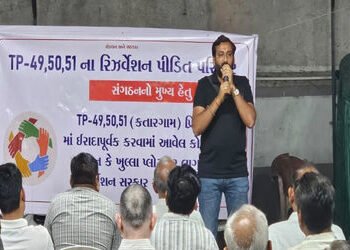 સુરત: રિઝર્વેશન હટાવવાની ખાતરીનો અમલ ન થતા કતારગામના અસરગ્રસ્તોની લડત ફરી શરુ | Surat Katargam TP Sc…