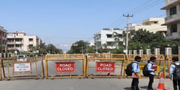 વડોદરા: હાલ પરીક્ષાનો માહોલ છતાં વધુ એક વાસણા વિસ્તારનો રસ્તો આજથી 20 દિવસ બંધ | Vadodara: Vasna Roa…