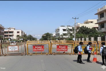 વડોદરા: હાલ પરીક્ષાનો માહોલ છતાં વધુ એક વાસણા વિસ્તારનો રસ્તો આજથી 20 દિવસ બંધ | Vadodara: Vasna Roa…