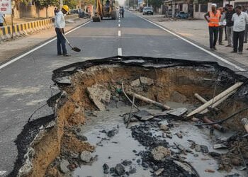 વડોદરા: બે વિભાગો વચ્ચે સંકલનનો અભાવ: ગંદા પાણીની સમસ્યાના કારણે નવીન બનેલો રોડ ખોદી કાઢ્યો | Lack o…
