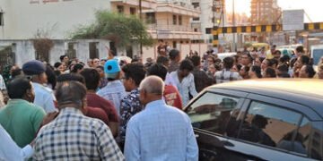 કોન્ટ્રાક્ટર કામ અધૂરું મૂકી છૂમંતર, જનતા પરેશાન! જામનગરમાં સત્યમ કોલોની અંડરબ્રિજ નજીકના ખરાબ રસ્તા…