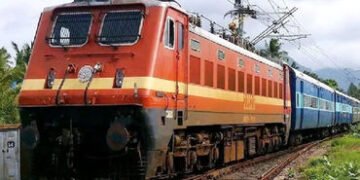 રેલવેએ 10 ટ્રેનનો ‘સુપર ફાસ્ટ’ દરજ્જો છીનવ્યો, હવે ભાડું પણ ઘટશે, મુસાફરોને ફાયદો કે નુકસાન? | railw…