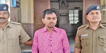 વિદ્યાર્થિની ઉપર દુષ્કર્મ આચરનાર લંપટ શિક્ષક શૈલેષ રાઠવા ઝડપાયો | Lustful teacher Shailesh Rathwa ar…