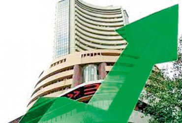 ઈરાન-અમેરિકા યુદ્વનું જોખમ છતાં ઉકેલની અપેક્ષા પાછળ વેલ્યુબાઈંગે સેન્સેક્સ 316 પોઈન્ટ વધીને 82815 | …