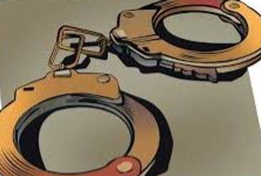 વડોદરામાં અગાઉ વાહનચોરીમાં પકડાયેલાે વાહન ઉઠાવગીર ફરી ચોરીની બે બાઇક સાથે પકડાયાે | vehicle thief ca…