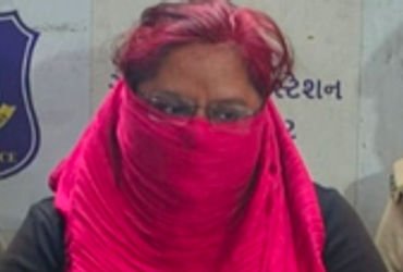 દિલ્હી-રાજકોટમાં ચોરી કરી વડોદરામાં ચોરી માટે આવેલી અપટુડેટ મહિલા પકડાઇ,હોટલમાં રહી હતી | Uptodate w…