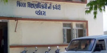 સ્કૂલોને હવે ફાઈલો આપવા ડીઈઓ કચેરીના ધક્કા નહીં ખાવા પડે | schools will submit all files online to d…