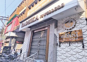 મોરબીમાં વેપારીની હત્યાના વિરોધમાં સુરેન્દ્રનગરમાં સોની બજાર સજ્જડ બંધ | Sony Bazaar in Surendranaga…