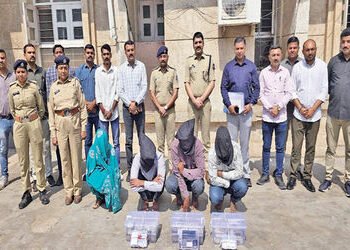 સાણંદના શખ્સને હની ટ્રેપમાં ફસાવનાર 4 આરોપીના 5 દિવસના રિમાન્ડ | 5 day remand of 4 accused who trapp…