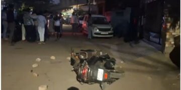 અમદાવાદના બહેરામપુરામાં સરાજાહેર ખૂની ખેલ, 19 વર્ષના યુવાનની છરીના ઘા ઝીંકી હત્યા | Ahmedabad: 20 Ye…