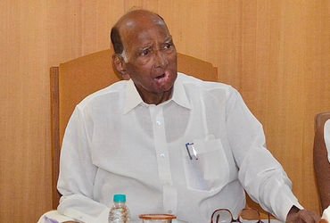 મહારાષ્ટ્રના કદાવર નેતા શરદ પવારની તબિયત ફરી લથડી, પૂણેની હોસ્પિટલમાં દાખલ કરાયા | sharad pawar hosp…