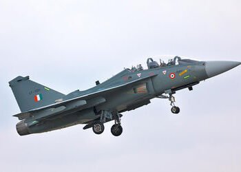 તેજસ વિમાનની બ્રેક ફેલ થતાં વિમાનના ફુરચા ઉડ્યા, એરફોર્સે લીધો તાત્કાલિક મોટો નિર્ણય | india suffers…