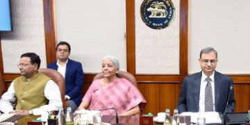 સોના-ચાંદીની આયાત પર નાણામંત્રી અને RBI ગવર્નરનું મોટું નિવેદન, ટ્રમ્પના ટેરિફ મુદ્દે જુઓ શું કહ્યું…