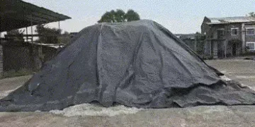 પાણી પહેલા પાળ: માવઠાની આગાહી વચ્ચે છોટાઉદેપુરમાં જીન માલિકો સતર્ક, રૂની ગાંસડીઓ-કપાસિયા તાડપત્રીથી …