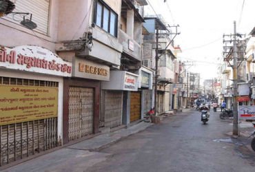મોરબીની ઘટનાના વિરોધમાં મહુવામાં સોની બજાર સજજડ બંધ રહી | Sony Bazaar in Mahuva remained closed in p…