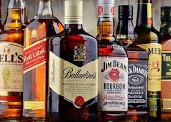 ભૂમેલ ગામેથી વિદેશી દારૂ સાથે એક મહિલા ઝડપાઈ | A woman was caught with foreign liquor from Bhumel vi…