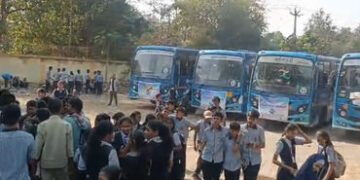 સર્વ શિક્ષા અભિયાનના પ્રવાસમાં ગંભીર બેદરકારી, સુરતના 800 વિદ્યાર્થીઓને સવારનું જમવાનું સાંજે મળ્યું…