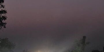 વડોદરા-નર્મદા જિલ્લાને જોડતા નર્મદા નદી પર રંગસેતુ બ્રિજની બંને બાજુ લોખંડની એંગલો હટાવાઇ