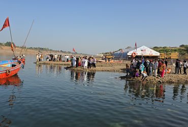 હજારો નર્મદા પરિક્રમાવાસીઓ આનંદોઃ ઉત્તરવાહિની પરિક્રમા માટે 300 કરોડના ખર્ચે બે બ્રિજ બનશે | Two bri…