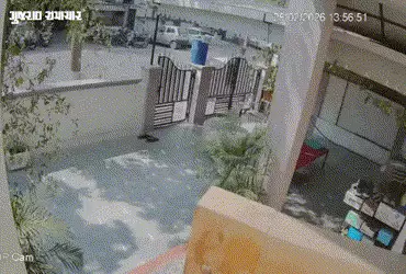 ગોળીની જેમ આવેલી કાર બંગાલામાં ઘૂસી ગઈ, એક્ટિવાનો કચ્ચરઘાણ વળ્યો… અમદાવાદમાં કે.કે.નગરમાં બની ઘટના…