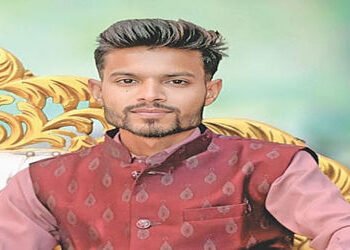 બાવળા-ધોળકા હાઈવે પર એક્ટિવા સાથે આખલો અથડાતા ચાલકનું મોત | Driver dies after bull hits Activa on Ba…