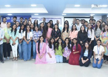 સીએસ પરીક્ષાનું પરિણામ જાહેર, વડોદરાની બે વિદ્યાર્થિનીને દેશના ટોપ-૫૦માં સ્થાન | vadodara students i…