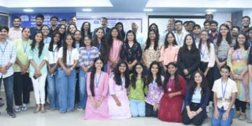 સીએસ પરીક્ષાનું પરિણામ જાહેર, વડોદરાની બે વિદ્યાર્થિનીને દેશના ટોપ-૫૦માં સ્થાન | vadodara students i…