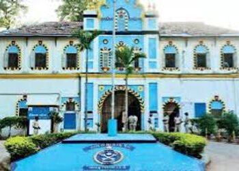 છ વર્ષની બાળકીની જાતીય સતામણી કરનારા ૮૦ વર્ષના વૃદ્ધને ત્રણ વર્ષની સજા | 80 year old man sentenced t…