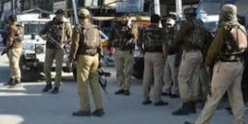 વડોદરાના ધોરણ-10 અને 12ના પરીક્ષા કેન્દ્રો પર 1000થી વધુ પોલીસ,4 કે તેથી વધુ ભેગા થવા પર પ્રતિબંધ | …