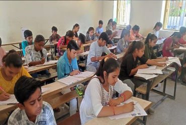 જામનગર જિલ્લામાં ગુજરાત રાજ્ય માધ્યમિક પરીક્ષા બોર્ડ દ્વારા લેવાયેલી ધોરણ 10 ને 12 ની પરીક્ષાનો શાંત…