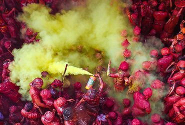 આગામી 3 માર્ચના રોજ થનારા ચંદ્રગ્રહણને કારણે હોળી – ધૂળેટી ના તહેવારો ની ઉજવણી ને લઇને લોકોમાં મત મત…