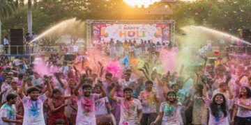 ભારતના 5 એવા શહેરો જ્યાંની હોળી જોવા આખા જગતમાંથી લોકો ઉમટી પડે છે | best places to celebrate holi i…