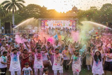 ભારતના 5 એવા શહેરો જ્યાંની હોળી જોવા આખા જગતમાંથી લોકો ઉમટી પડે છે | best places to celebrate holi i…