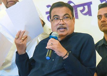 હવે કચેરીઓના ધક્કા ખાવાની જરૂર નથી! નેશનલ હાઈવે પર બિઝનેસ કરવા ઓનલાઈન મળશે NOC | nitin gadkari launc…