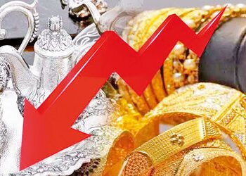 સોનામાં રૂ.2000નો ઘટાડો : ચાંદી રૂ.5000ગબડી: પ્લેટીનમમાં પણ તેજી | Gold drops by Rs 2000: Silver dro…