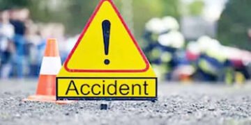 બાઈક સ્લિપ થઈ જતાં શહેરના યુવકનું મોત | City youth dies after bike slips