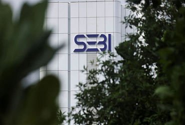 ગોલ્ડ, સિલ્વર ETF વેલ્યુએશન માટે સ્થાનિક ભાવને ધ્યાનમાં લેવા ફંડોને સેબીનો નિર્દેશ | SEBI directs fu…