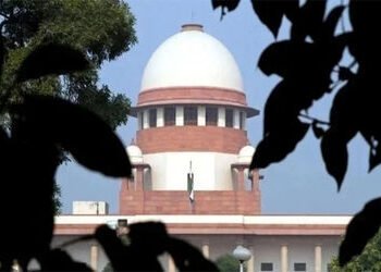 ન્યાયતંત્રને ઇરાદાપૂર્વક ગોળી મારી લોહીલુહાણ કર્યું : સુપ્રીમે ઉધડો લીધો | Judiciary deliberately sh…